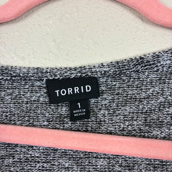 Torrid Lightweight Raw Hem Gray Sweater Size XL Casual - Picture 4 of 5